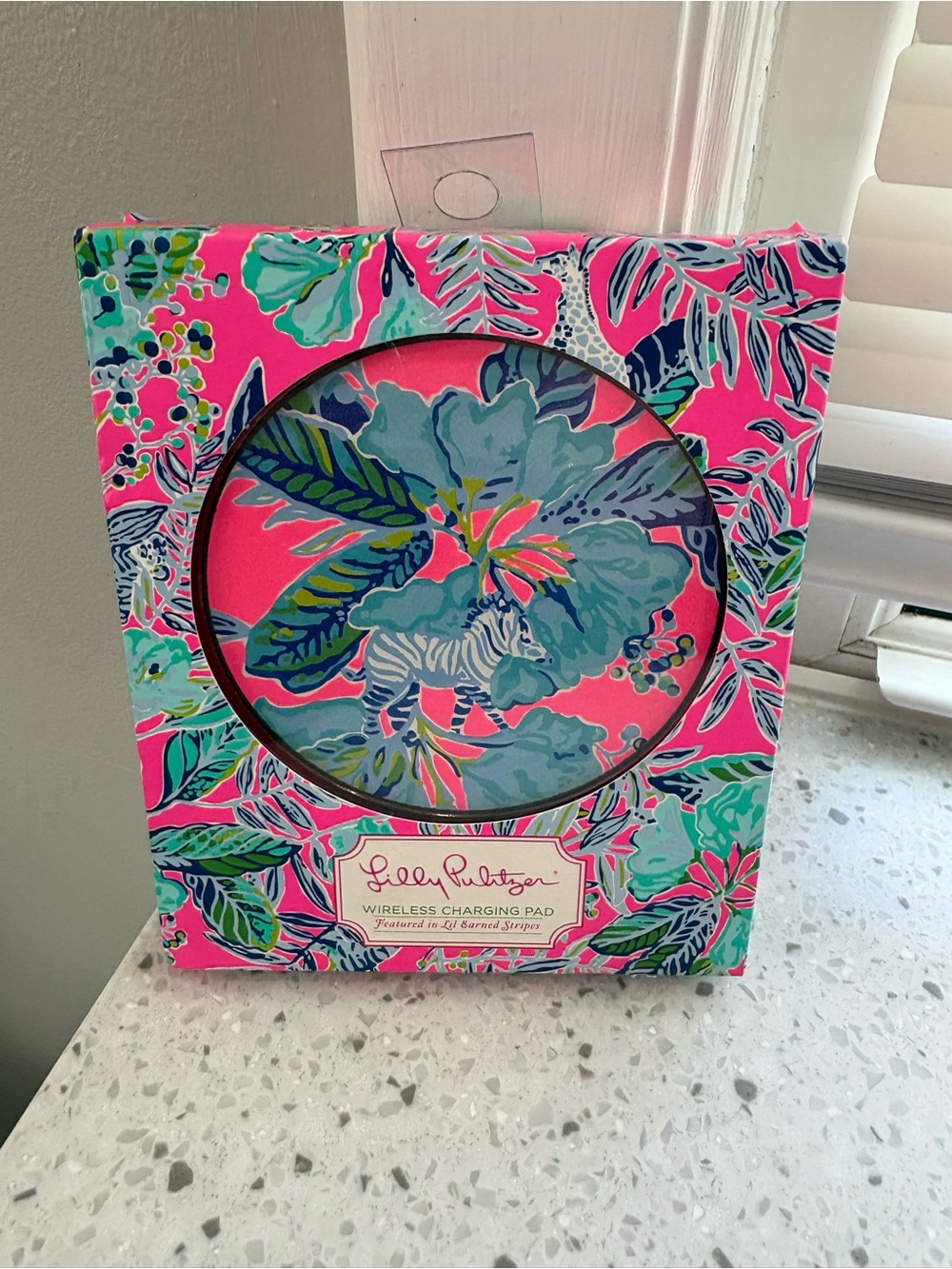 NEW Lilly Pulitzer Wireless Charging Pad - Featured in Lil Earned Stripes